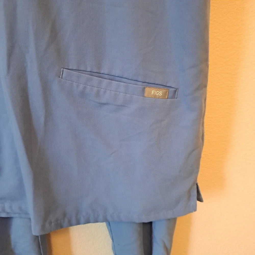 Figs Technical Collection Scrub Set Blue V-Neck Top Jogger Pants Small W18SW2005